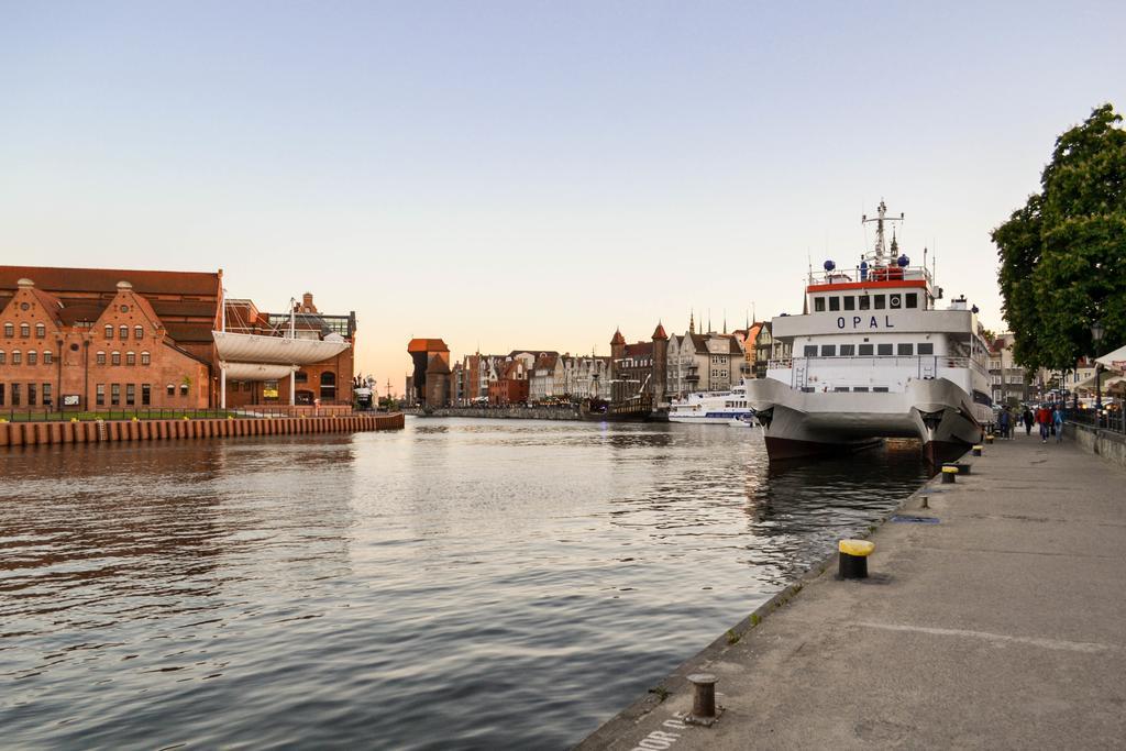 Komturia Old Town By Fahrenheit Gdańsk Buitenkant foto